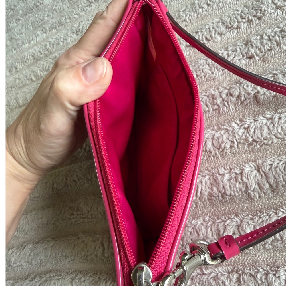 Coach Hot Pink Patent Leather Signature C Heart Wristlet Pouch Bag - Picture 3 of 6